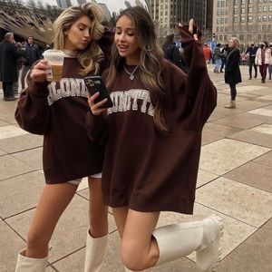 Brunette NYBF Oversized Crew